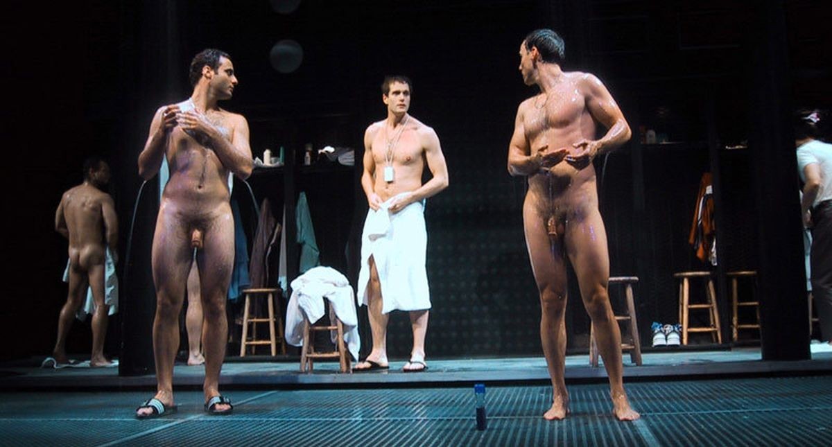 Potter Actor Wins Raves For Nude Broadway Debut