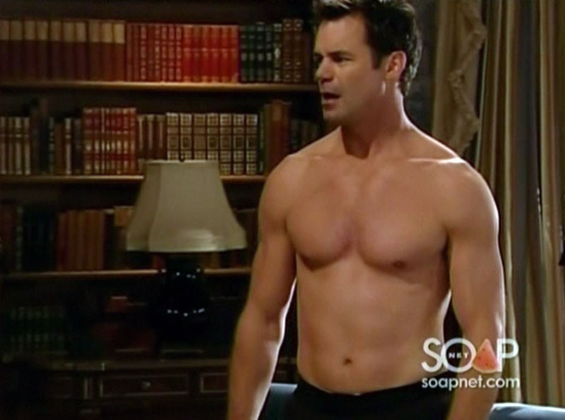 Tuc Watkins ha fatto coming out.