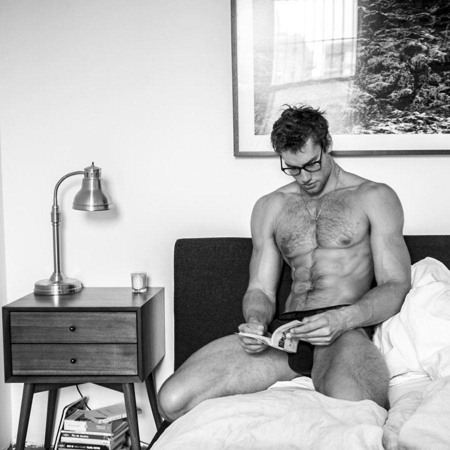 Franco Noriega nudo su Instagram Stories.