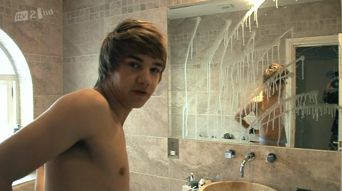 Boys Shower Cam