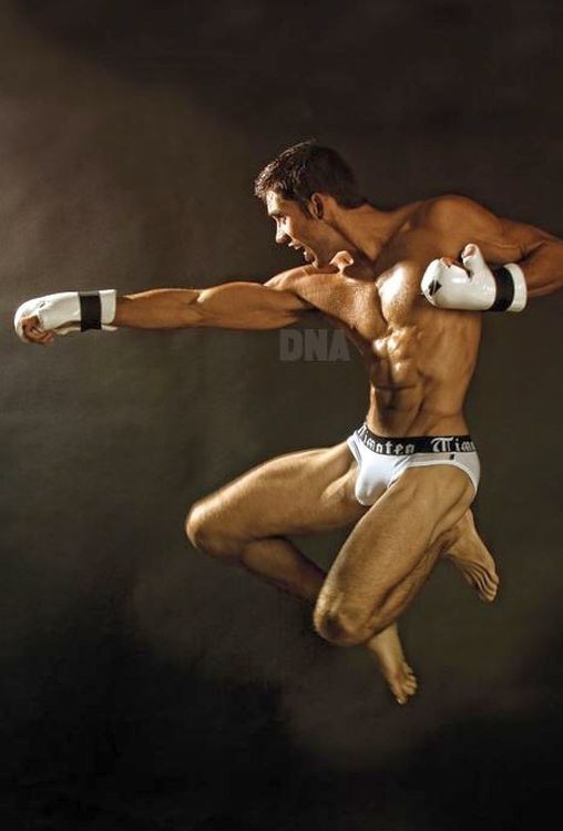 Tom Cullis накаченный