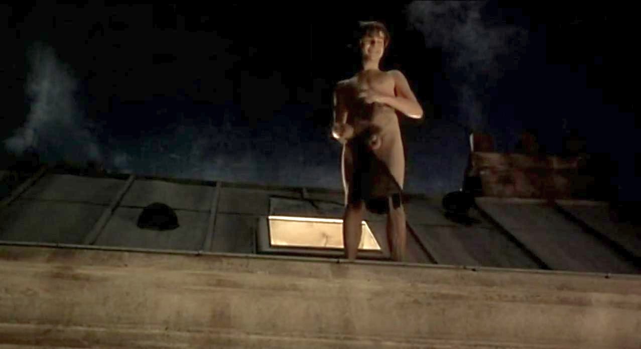 Leonardo DiCaprio nudo in "Poeti dall'inferno" (1995) .