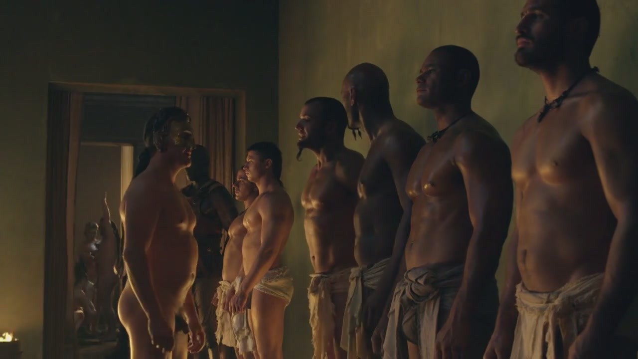 Alcune comparse nude in "Spartacus - Gli dei dell'arena" (Ep