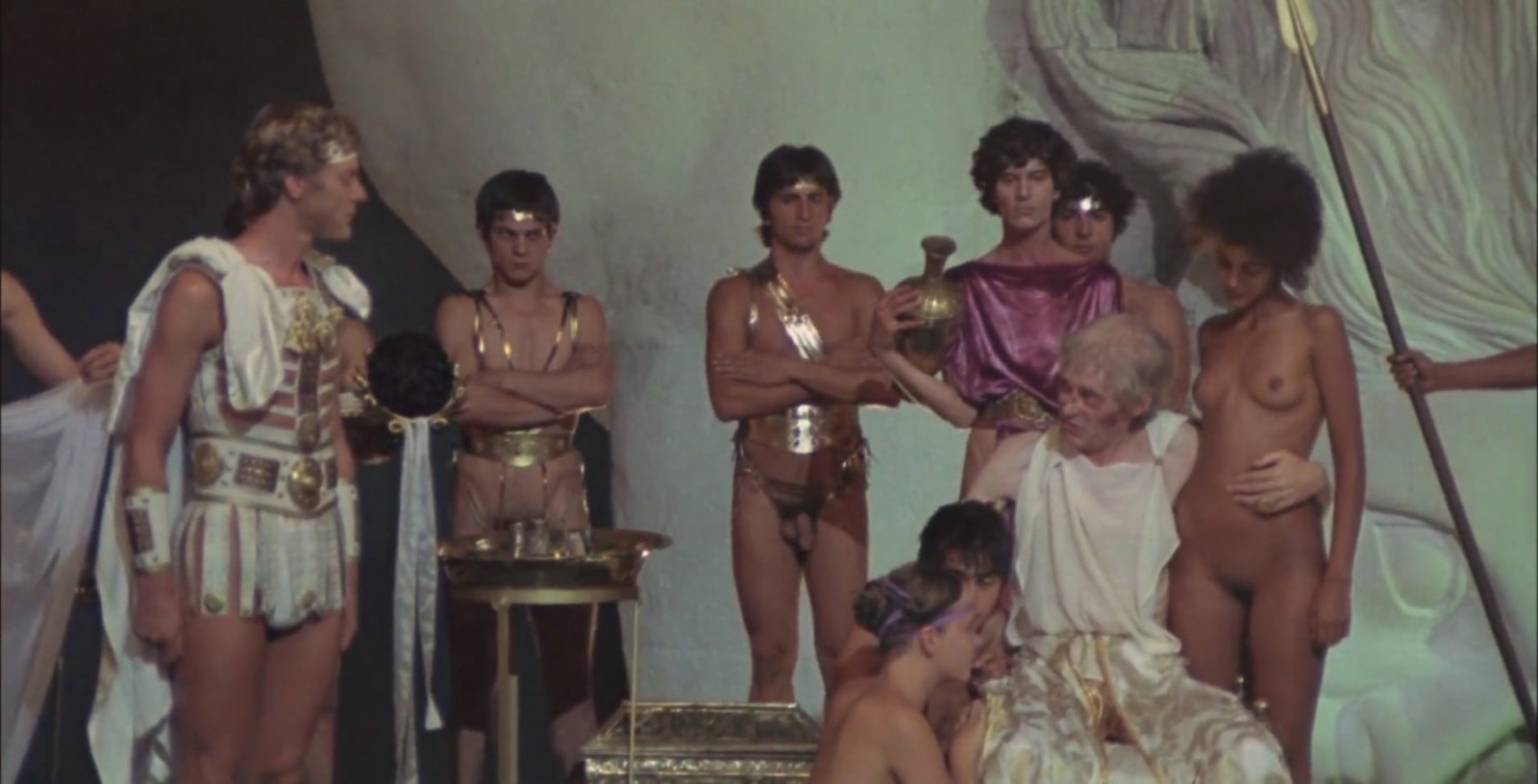 Alcune comparse nude in "Caligola" (1979) 