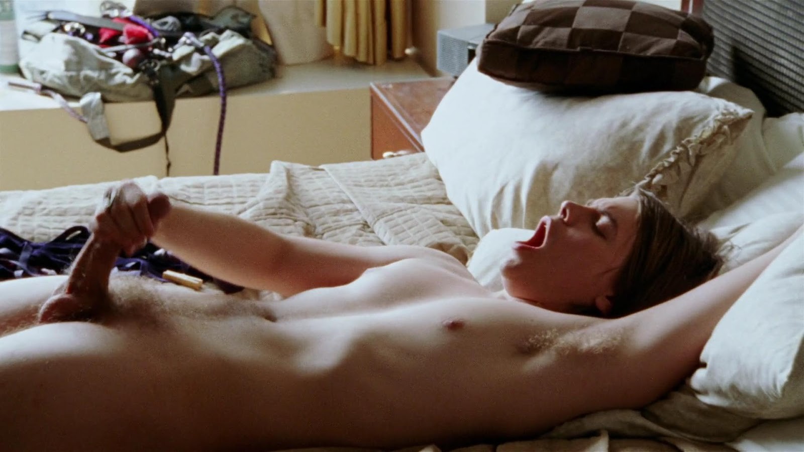 Adam Hardman nudo e in eiaculazione in "Shortbus" (2006) .