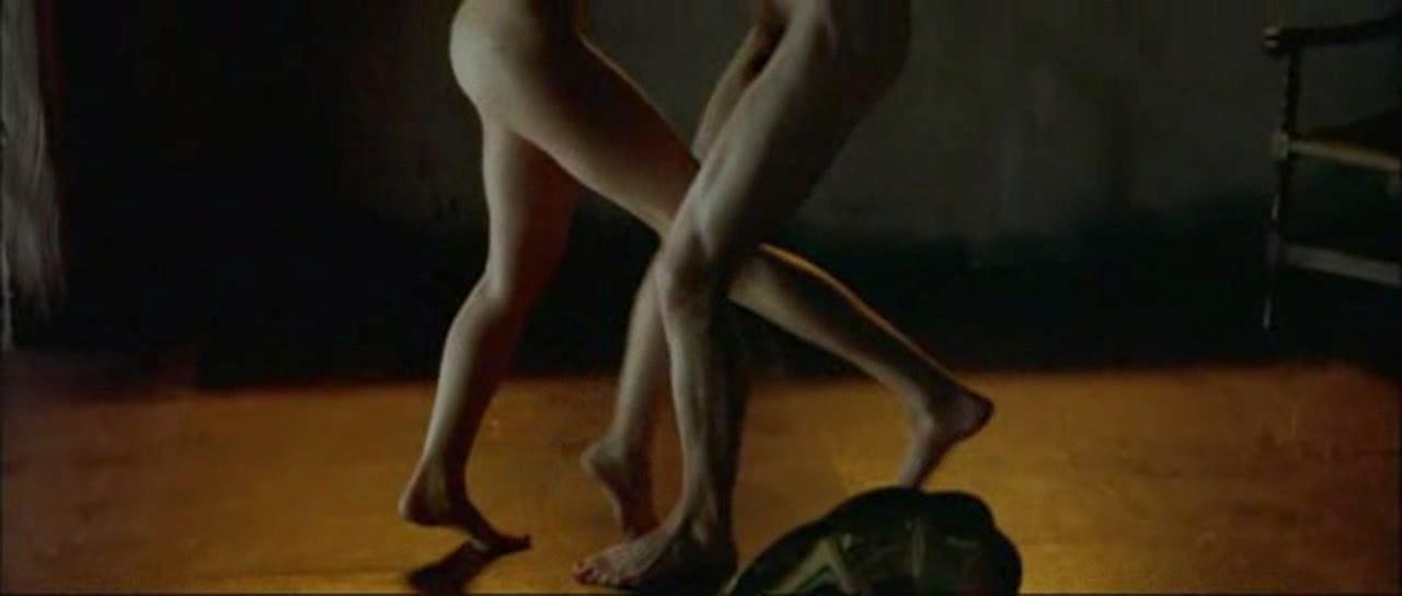 Matthew Goode nudo in "Al sur de Granada" (2003) .