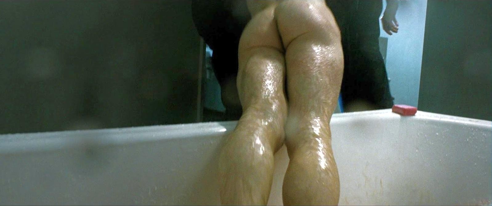 Michael Fassbender nudo in "Hunger" (2008) .