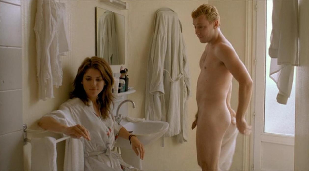 Gregori Baquet nudo in "Grande école" (2004) 