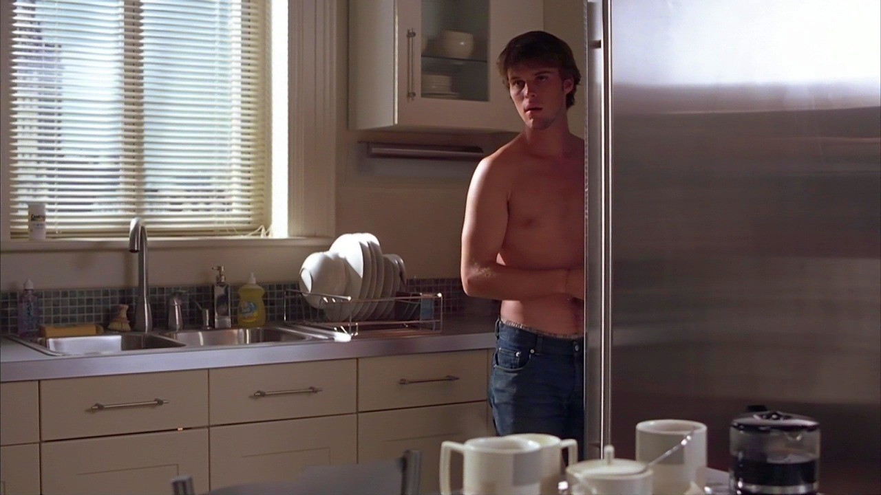 Jesse Spencer in "Le ragazze dei quartieri alti" (2003) .