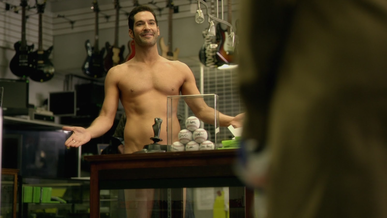 Tom Ellis in "Lucifer" (Ep. 