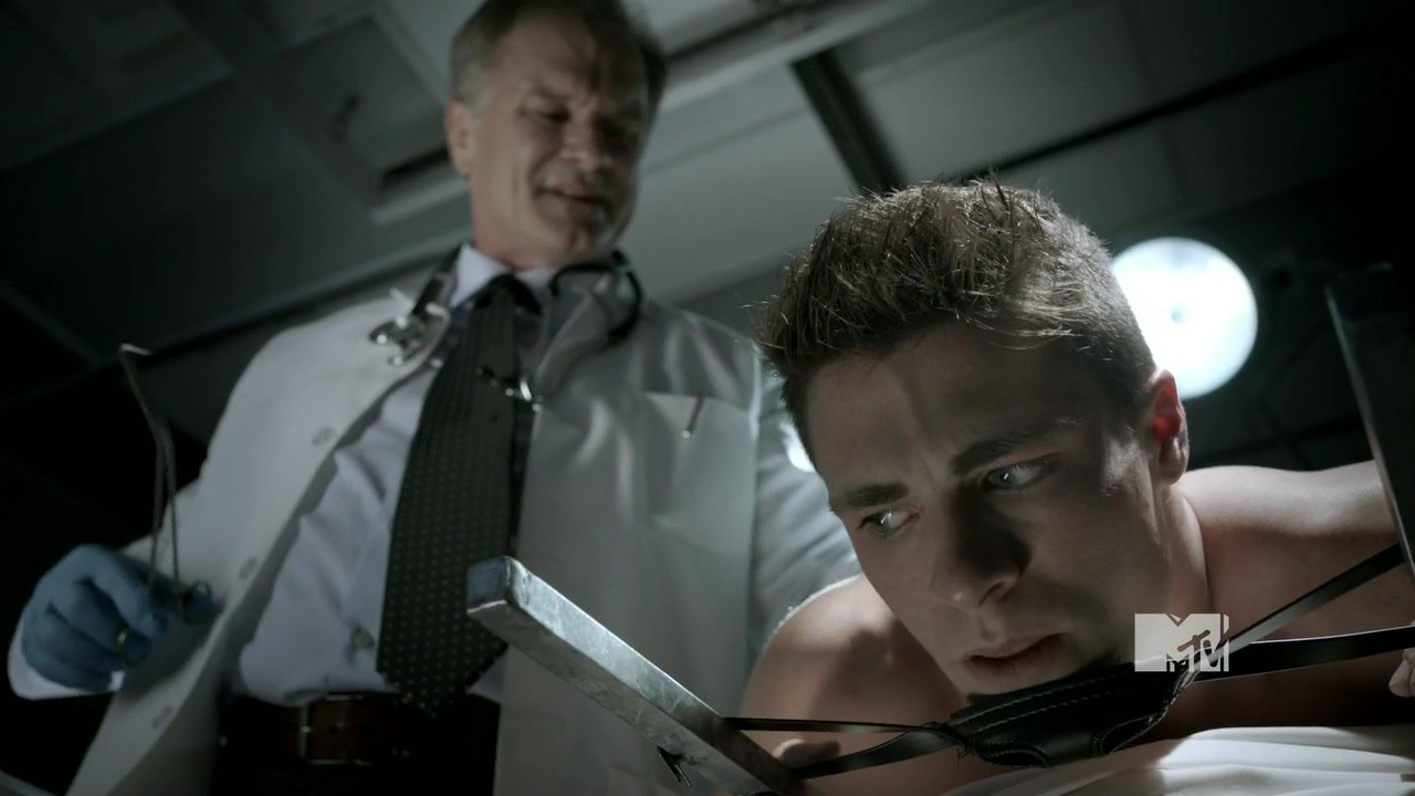 волчонок 1 9. волчонок 1 9. Wolf’s bane волчонок отец пози. волчонок 1 9. волчонок стайлз оборотень.